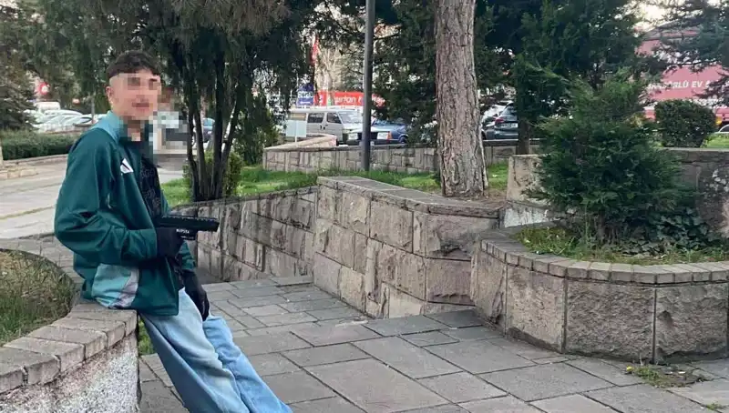 Yol Verme Kavgası Sonrası Yaşamları Değişen Aile: Üç Kardeş ve Baba Tutuklandı