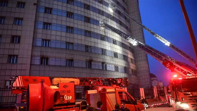 Yüksek Katlı Binalarda Yaşayanların Bilmesi Gereken İtfaiyecilerden Tehlike Uyarısı