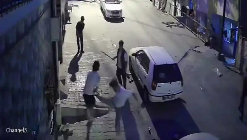 Başakşehir'de Taşlı ve Sopalı Kavga: Olayın Ardındaki Sebepler Neler?