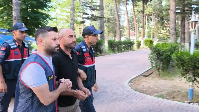 Hırsızlık Çetesi Çökertildi: 140 Kez Suçüstü!