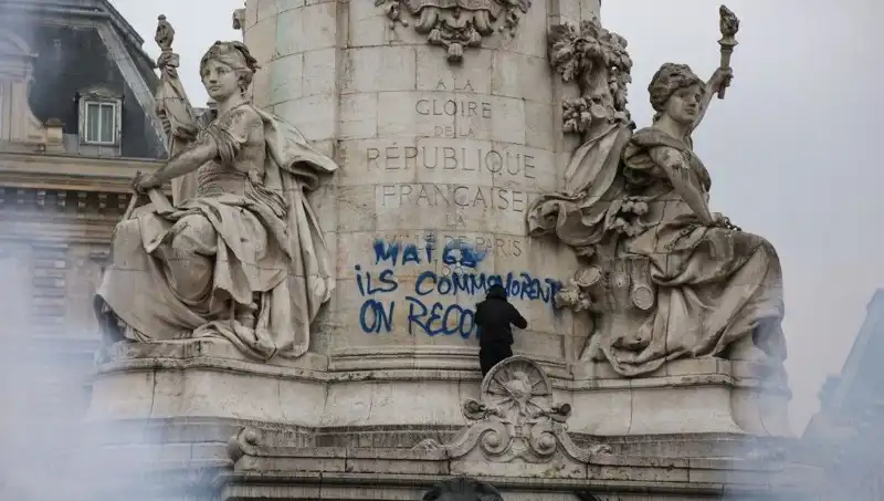Paris Belediyesi Grafiticilere Karşı Yeni Mücadele Stratejileri Geliştiriyor