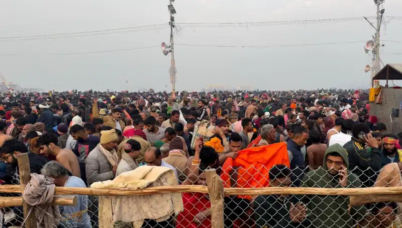 Hindistan'daki Dini Festivallerde Trajedi: En Az 6 Kayıp!
