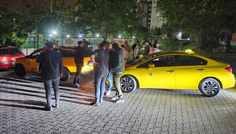 Adana'da Taksiciye Korsan Taksi Teklifi Sonrası Şok Dayak Olayı!