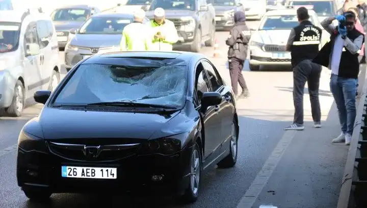 Polis Kimlik Sorduktan Sonra Köprüden Düşen Genç, Hayatta Kalma Mücadelesi Veriyor!