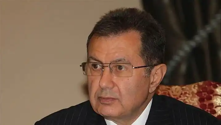 Mehmet Emin Karamehmet: İş Dünyasının Görünmeyen Kahramanı