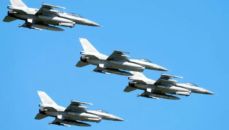Ukrayna'nın F-16 Umudu: ABD'den Yapılacak 310 Milyon Dolarlık Eğitim