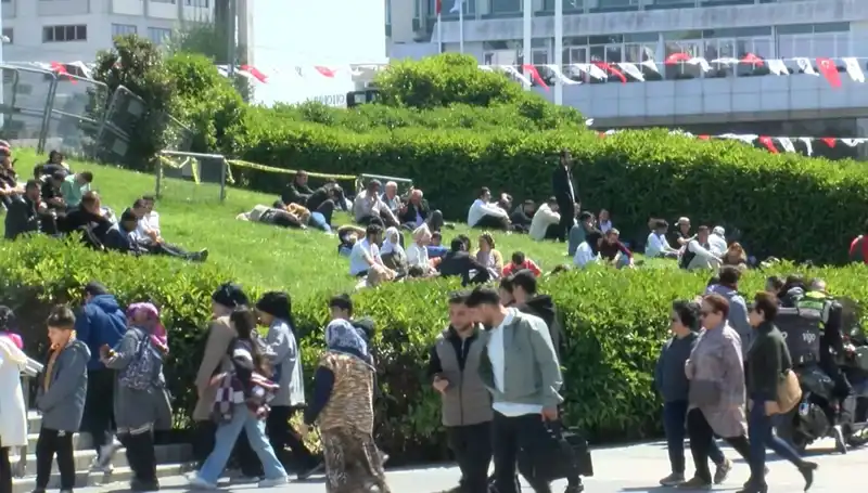 Taksim'de Deprem Yoğunluğu: Şehirdeki Son Gelişmeler ve Önlemler