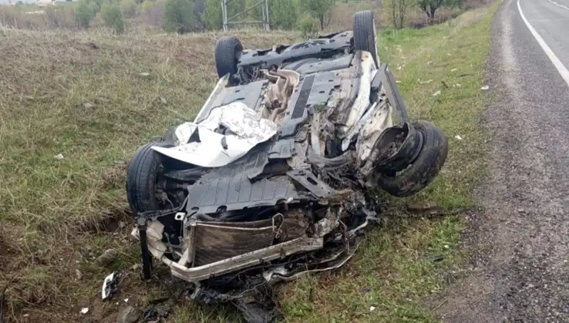 Yola Fırlayan Domuz Kazası: Trajik Olayda Bir Kayıp, Altı Yaralı