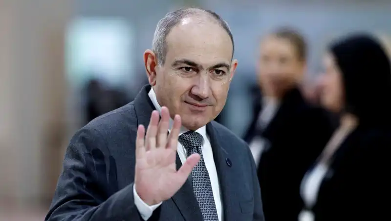 Ermenistan’da Siyasi Kriz: Paşinyan, İktidarı Gasp Planını Engellediklerini Açıkladı