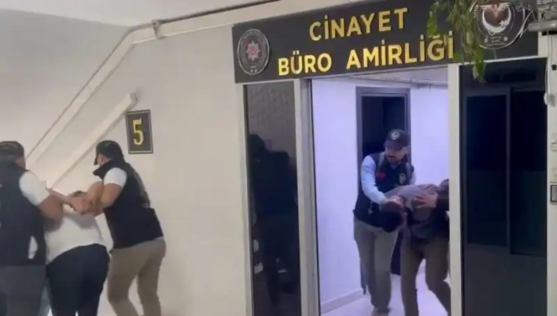Silahlı Saldırı Konusunda Suç İşleyen Çetenin Yüzleri Ortaya Çıktı: 9 Kişi Tutuklandı